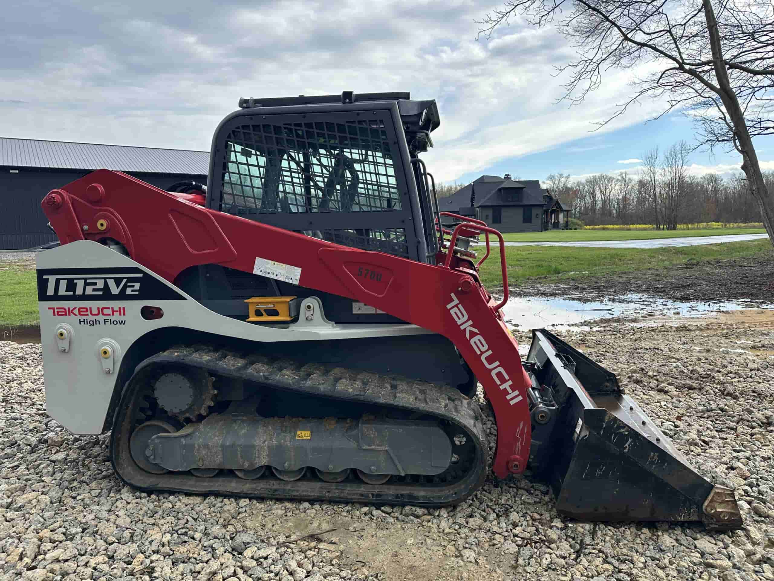 2023 TAKEUCHI TL12V2
